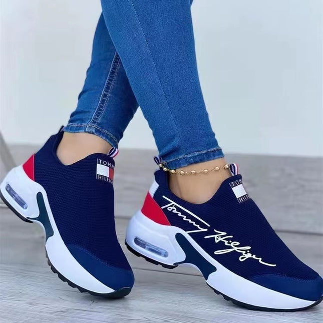 Flying Knitted Letters Embroidered Color-Blocking Sneakers - Hey Love Boutique