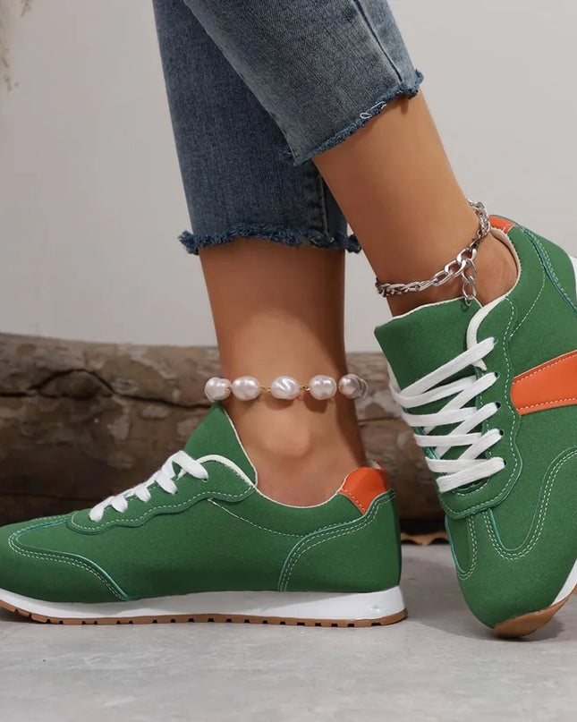 Leather Contrast Round Toe Flat Sneakers