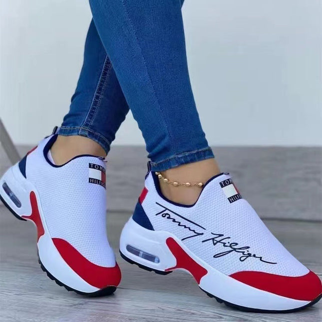 Flying Knitted Letters Embroidered Color-Blocking Sneakers - Hey Love Boutique
