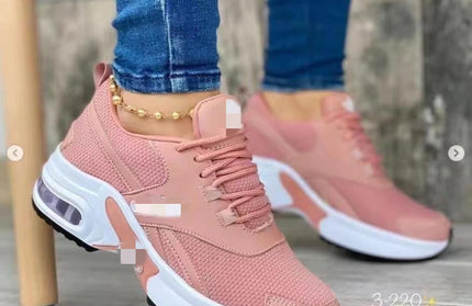 Fashionable Sports Sneakers