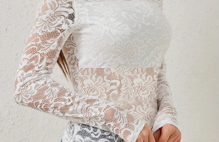 Off Shoulder Lace Slim T-shirt