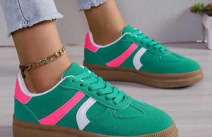 Lace Up Round Toe Sneakers