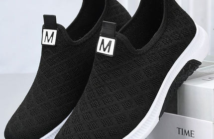 Comfortable Breathable Sports Sneakers