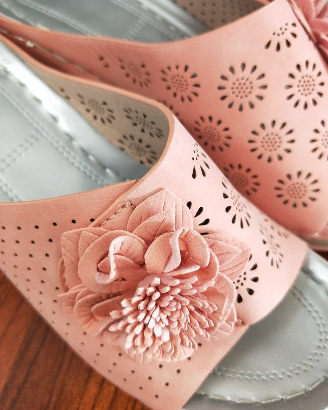Flower Wedge Sandals