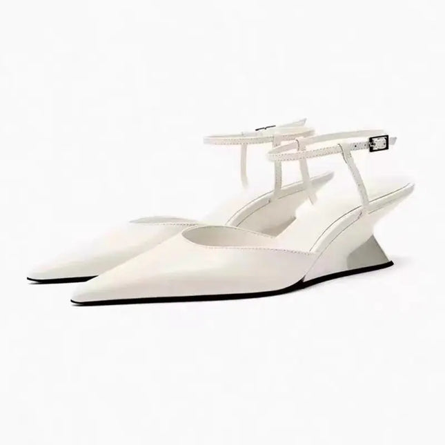 Slope Heel with Back Strap