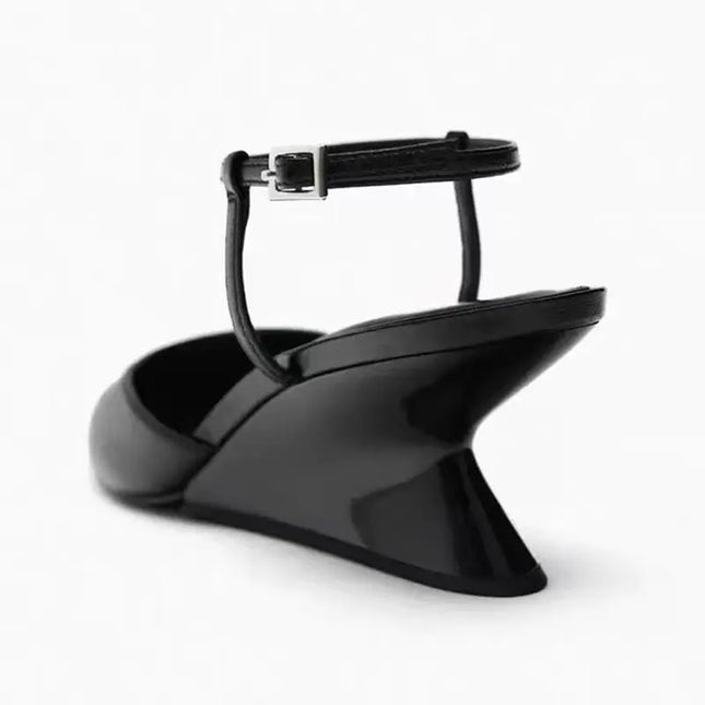 Slope Heel with Back Strap