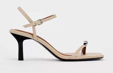 Square-Toe Low-Heeled Sandals