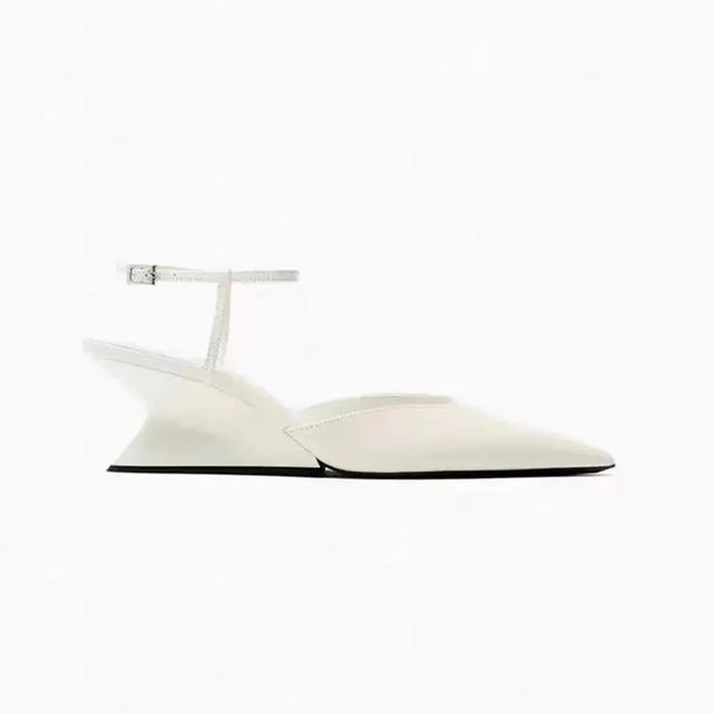 Slope Heel with Back Strap