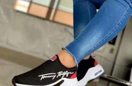 Flying Knitted Letters Embroidered Color-Blocking Sneakers - Hey Love Boutique