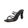 Black / 4