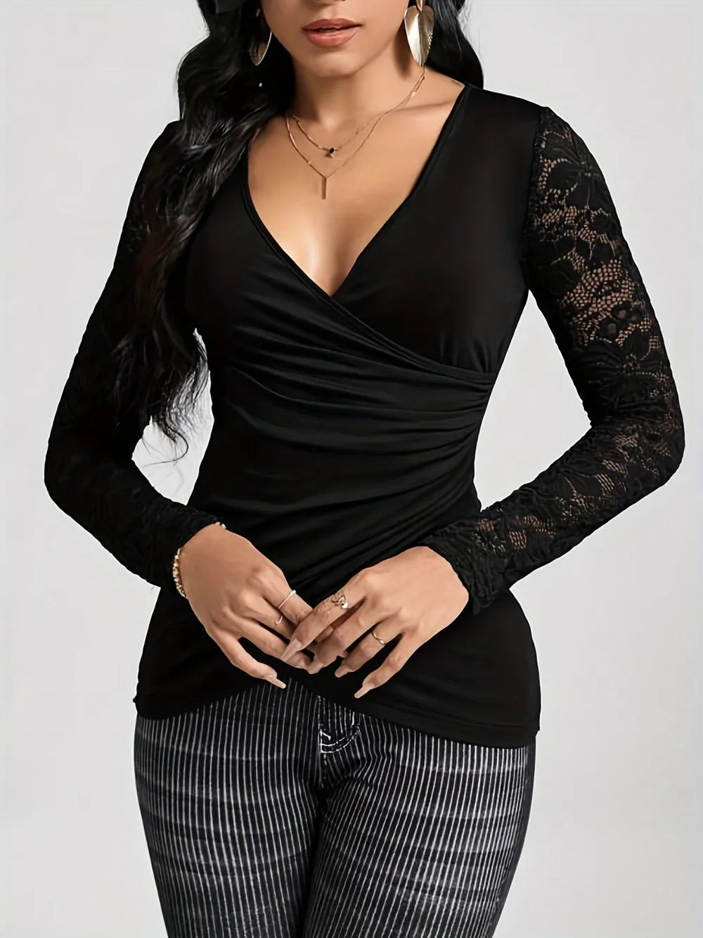Cross Stitch Lace Long Sleeved T-shirt
