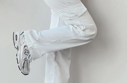 Mid-Rise Three-Dimensional Pocket Pants