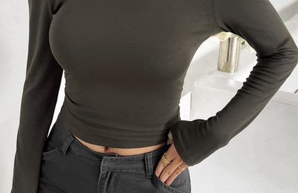New round neck solid color slim long sleeve top