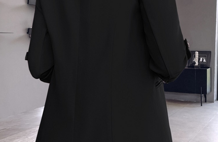 Stylish Blazer With Sleeves And Buttons