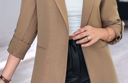 Stylish Blazer With Sleeves And Buttons